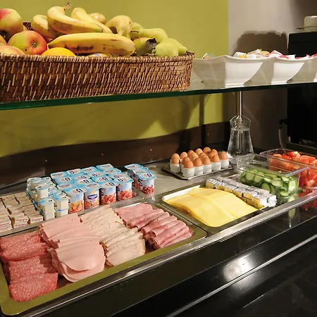 Hotel Leonardo 4*